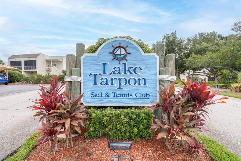 2 bedroom Condominium at 90 S Highland Avenue #110, Lake Tarpon Sail & Tennis Club, Tarpon Springs — photo 2