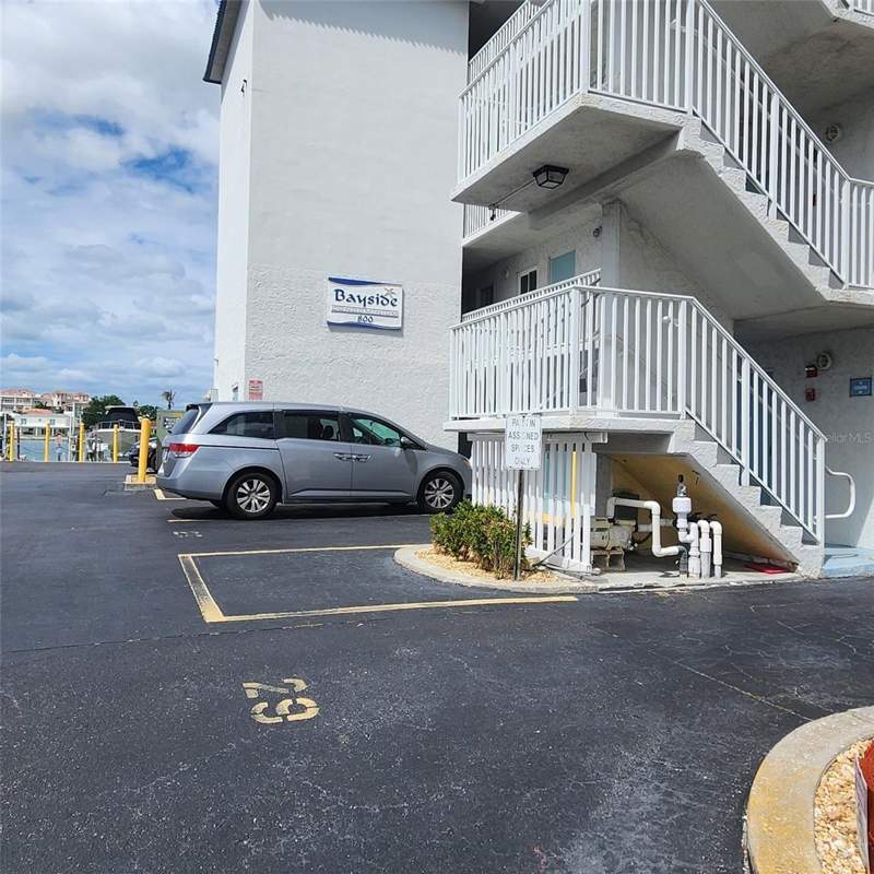 1 bedroom Condominium at 800 Bayway Boulevard #28, Bayside Condo, Clearwater Beach — photo 2