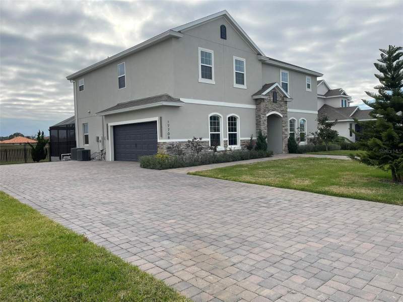 5 bedroom Single Family Residence at 17708 Sawgrass Run, Deer Island Club Pt Rep A Tr C-1, Deer Island — photo 2
