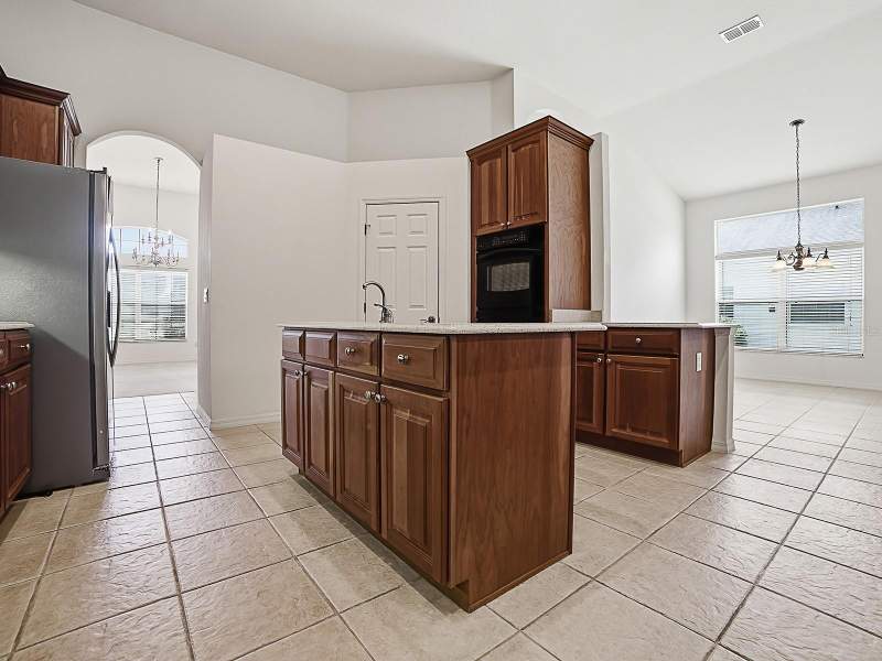 3 bedroom Single Family Residence at 5106 Chanticleer Drive, Plantation At Leesburg Chanticleer Village L, Leesburg — photo 5