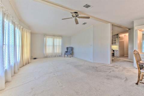 37605 Amigo Drive, Zephyrhills FL - photo 11 of 40