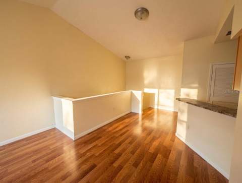 10412 Villa View Circle #10412, Tampa FL - photo 6 of 6