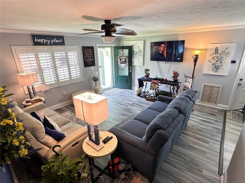 3 bedroom Single Family Residence at 9470 Joel Drive, Seminole Pines Sub Ph 1, Seminole — photo 3