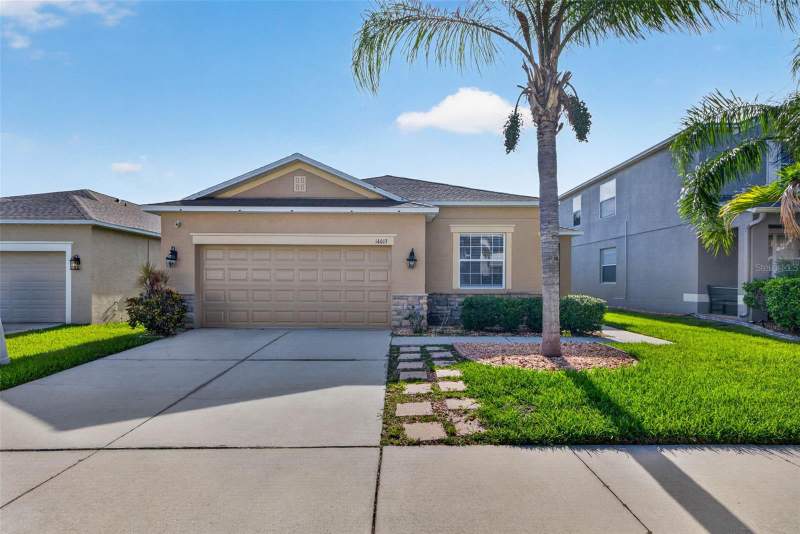 4 bedroom Single Family Residence at 14013 Hollow Leaf Place, Shady Creek Preserve Ph 1, Riverview — photo 2