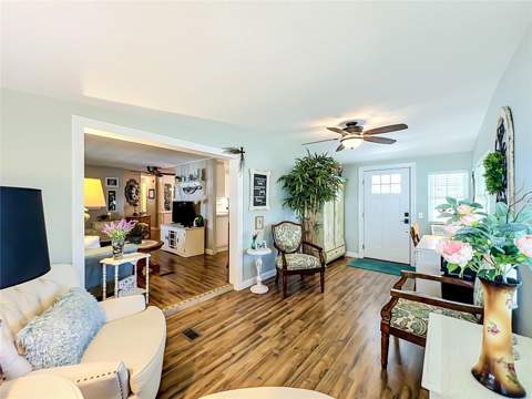 1108 Nassau Circle, Tavares FL - photo 6 of 6