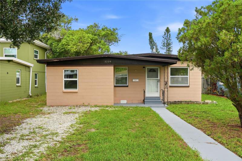 3 bedroom Single Family Residence at 3219 40th Street, Payson Park, St Petersburg — photo 2