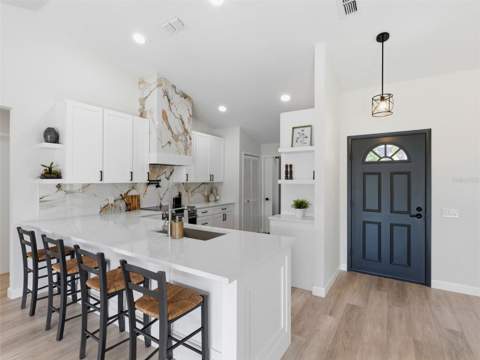 8452 Yearling Lane, New Port Richey FL - photo 11 of 41