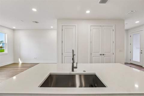 31850 Clover Fin Court, Wesley Chapel FL - photo 8 of 40