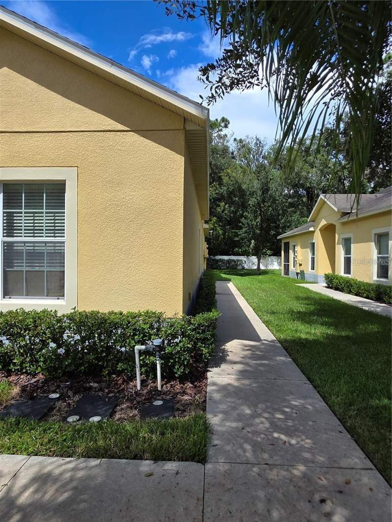 3 bedroom Villa at 37611 Georgina Terrace, Eiland Park Area B, Zephyrhills — photo 2