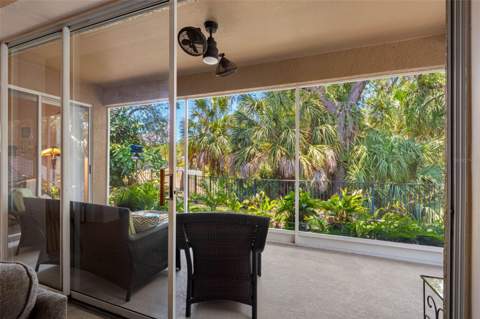 5335 Clover Mist Drive, Apollo Beach FL - photo 20 of 44