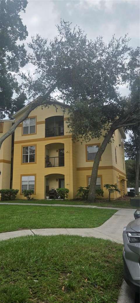 5602 Pinnacle Heights Circle #312, home for sale in Tampa 33624