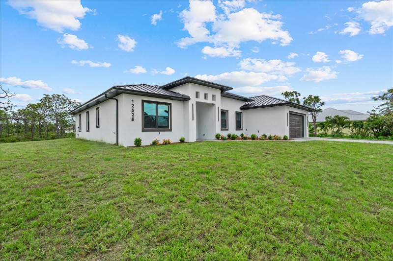 4 bedroom Single Family Residence at 12526 Indian Shell Trail, Bokeelia, Bokeelia — photo 4