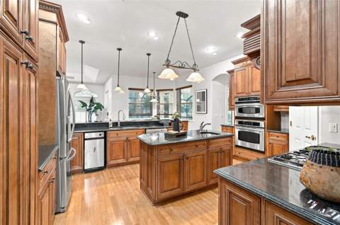 816 Citrus Wood Lane, Valrico FL - photo 14 of 94