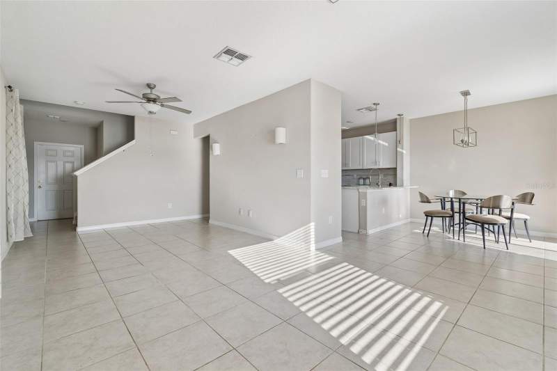 3 bedroom Single Family Residence at 4410 Summer Savory Street, Touchstone Ph 4, Tampa — photo 4