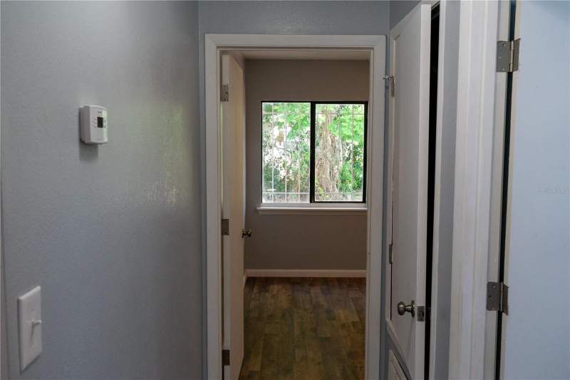2 bedroom Single Family Residence at 1307 RAILROAD AVENUE, PARTINS SUB OF LT 27, SANFORD — photo 5