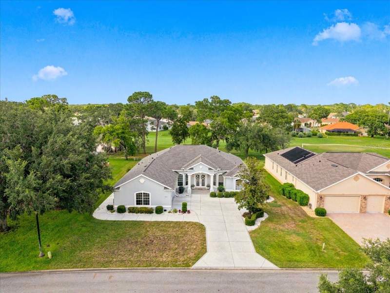 3 bedroom Single Family Residence at 9251 Grand Cypress Drive, Glen Lakes Ph 1, Weeki Wachee — photo 2