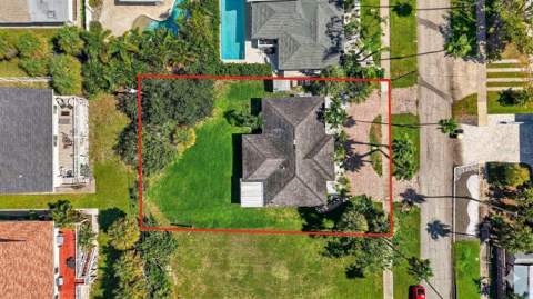 870 Narcissus Avenue, Clearwater Beach FL - photo 16 of 54