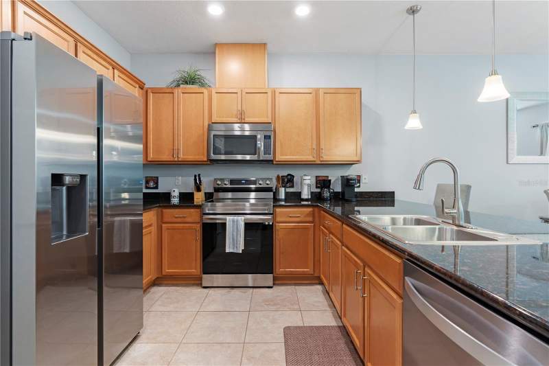 4 bedroom Townhouse at 5109 KILLARNEY WAY, COMPASS BAY UNIT 4, KISSIMMEE — photo 4