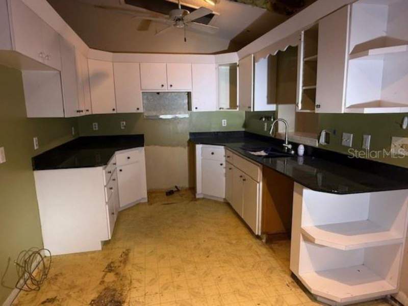 4 bedroom Single Family Residence at 701 Madison Street, Tavares, Tavares — photo 4