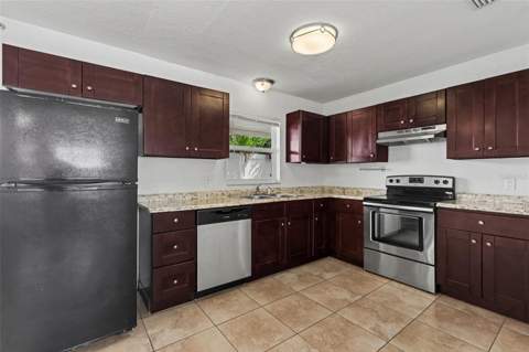 5585 Atlantic Avenue, St Petersburg FL - photo 6 of 6