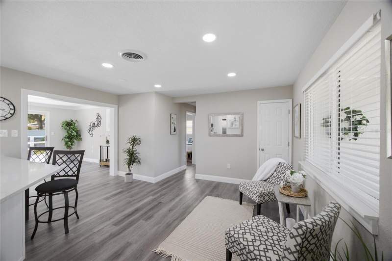3 bedroom Single Family Residence at 923 N Palm Drive, Palm Ridge Manor 1st Add, Largo — photo 3