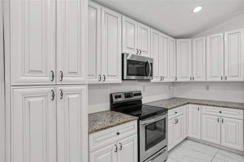 7320 Tomberlin Lane, Mount Dora FL - photo 8 of 26