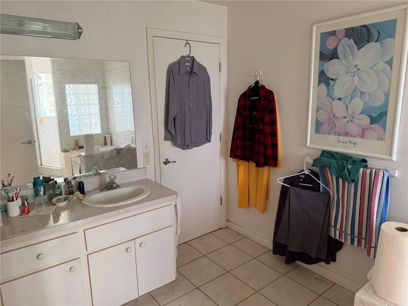 4 bedroom Single Family Residence at 1475 Palmetto Drive, Harbor Hill Park, Safety Harbor — photo 4