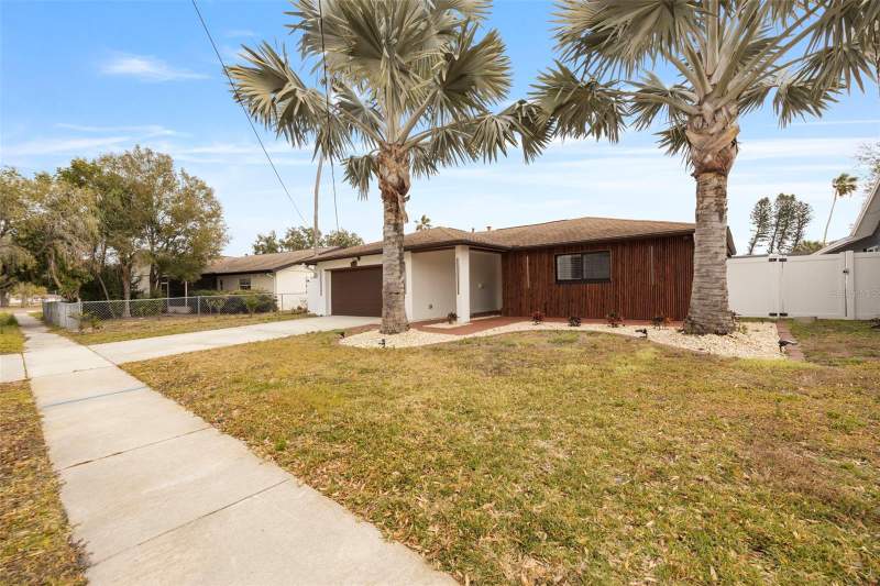 3 bedroom Single Family Residence at 5921 DENVER STREET, SHORE ACRES DENVER ST REP BAYOU GRANDE SEC, ST PETERSBURG — photo 3