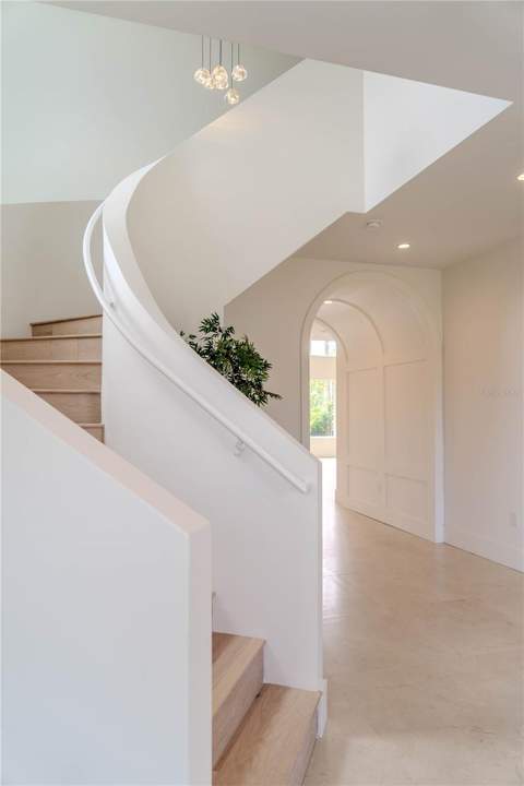4414 W Lawn Avenue, Tampa FL - photo 15 of 97