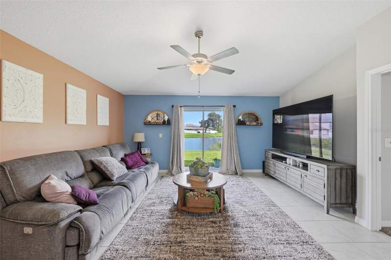 4 bedroom Single Family Residence at 39745 Harvest Creek Lane, Hidden River Ph 2, Zephyrhills — photo 2