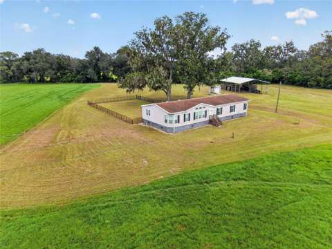 15271 NE County Road 339, home for sale in Trenton 32693