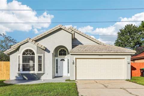 9200 Valencia Palms Drive, home for sale in Orlando 32825