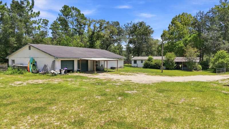 3 bedroom Single Family Residence at 3750 SW 181st Court, Lake Tropicana Ranchettes, Dunnellon — photo 1
