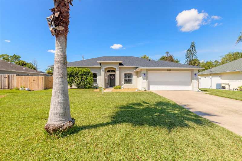 3 bedroom Single Family Residence at 3022 Yule Tree Drive, Florida Shores 01, Edgewater — photo 1