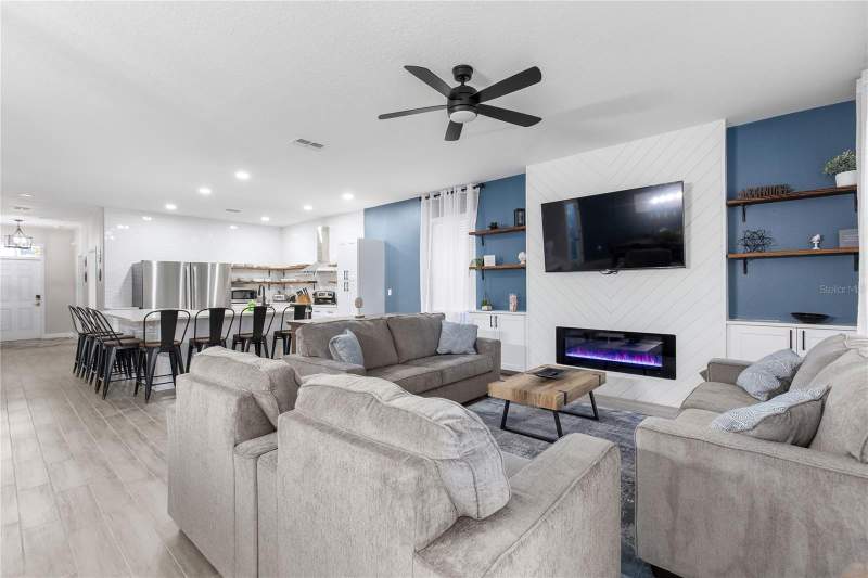 8 bedroom Single Family Residence at 1406 Wexford Way, Stoneybrook South Ph 1, Davenport — photo 5