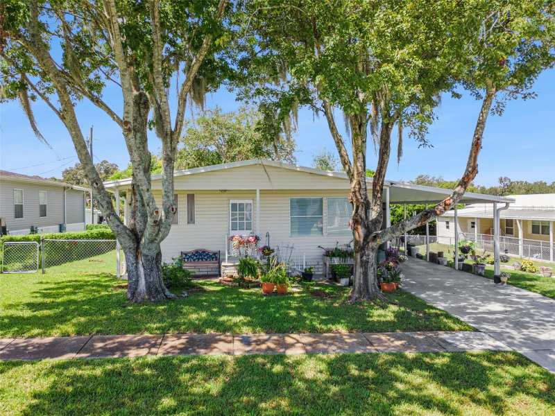3 bedroom Manufactured Home at 6141 Zephyr Ridge Drive, Zephyr Ridge, Zephyrhills — photo 1
