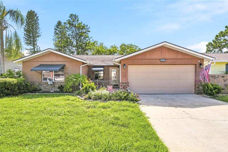 2 bedroom Single Family Residence at 5049 Sherry Lane, Meadows, New Port Richey — photo 1
