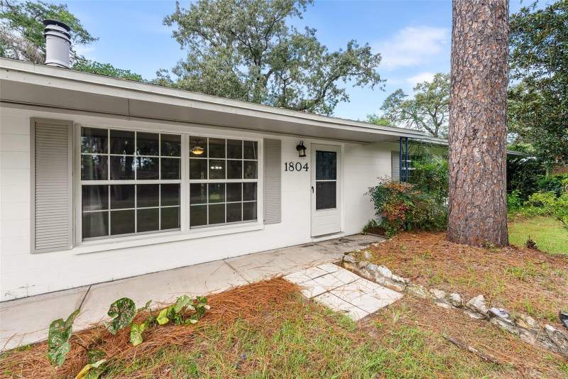 4 bedroom Single Family Residence at 1804 NW 36th Terrace, Madison Park, Gainesville — photo 4