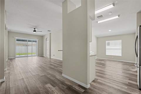 4204 Morning Breeze Court, Tampa FL - photo 6 of 6