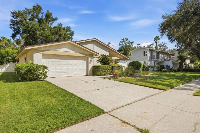 3 bedroom Single Family Residence at 4609 Deerwalk Avenue, Country Place Unit 5, Tampa — photo 2