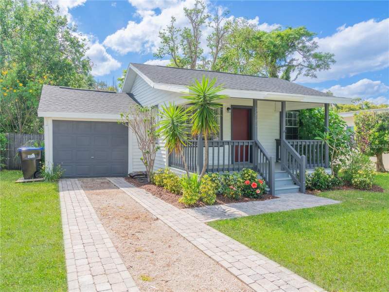 2 bedroom Single Family Residence at 811 OVERSPIN DRIVE, DUBSDREAD HEIGHTS, WINTER PARK — photo 2