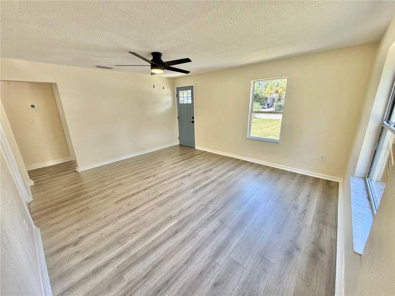 2 bedroom Single Family Residence at 3530 51st Avenue, Lellman Heights 1st Sec, St Petersburg — photo 3