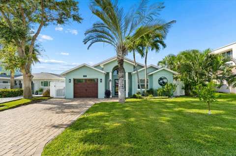 112 Wall Street, home for sale in Redington Shores 33708