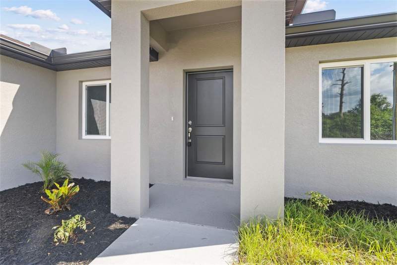 3 bedroom Single Family Residence at 12233 Wagner Lane, Port Charlotte Sec 095, Port Charlotte — photo 5