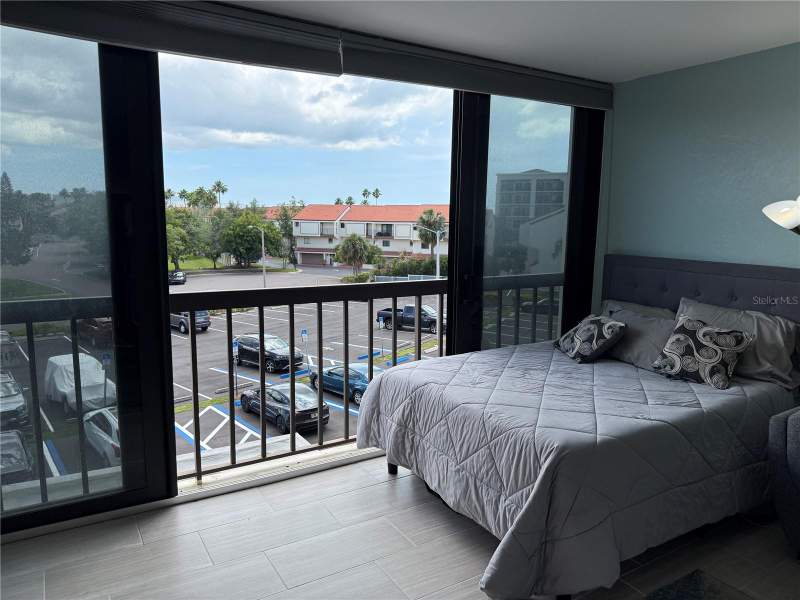0 bedroom Condominium at 255 Dolphin Point #305, Dolphin Cove Clearwater, Clearwater Beach — photo 5