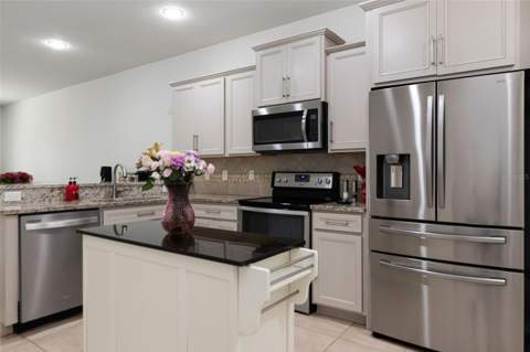 9213 Hillcroft Drive, Riverview FL - photo 7 of 39