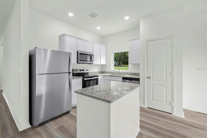3 bedroom Single Family Residence at 13352 TULA LOOP, TULA PARC, ASTATULA — photo 3