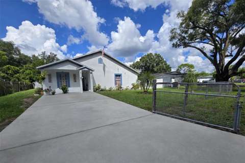 14926 Laurie Lane, home for sale in Tampa 33613