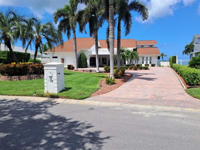 4 bedroom Single Family Residence at 119 Carlyle Circle, Indian Bluff Island 3rd Add, Palm Harbor — photo 4