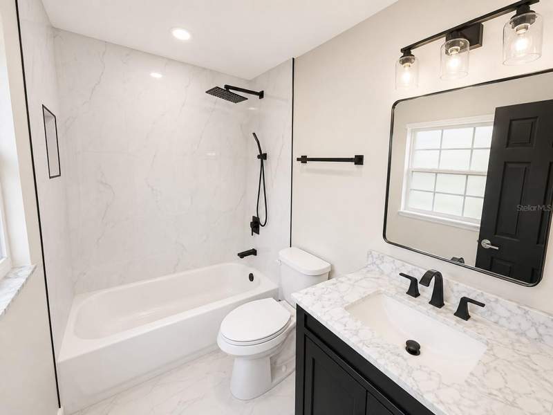 4 bedroom Single Family Residence at 118 2nd Street, Pelican Point, Ruskin — photo 5